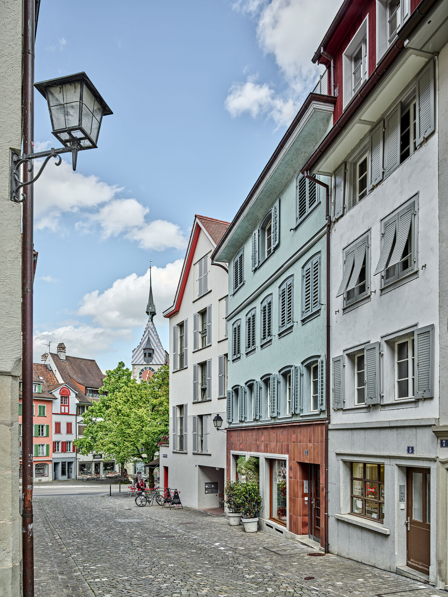 Hauseing&auml;nge Kirchenstrasse 3 und 5